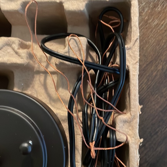 Hampton Bay
Pavlen 1-Light Bronze Pendant with Clear Glass Shade - Picture 4 of 8